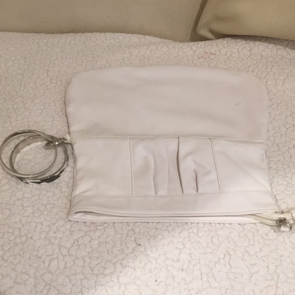 New York & company White wristlet - Used - Picture 5 of 8